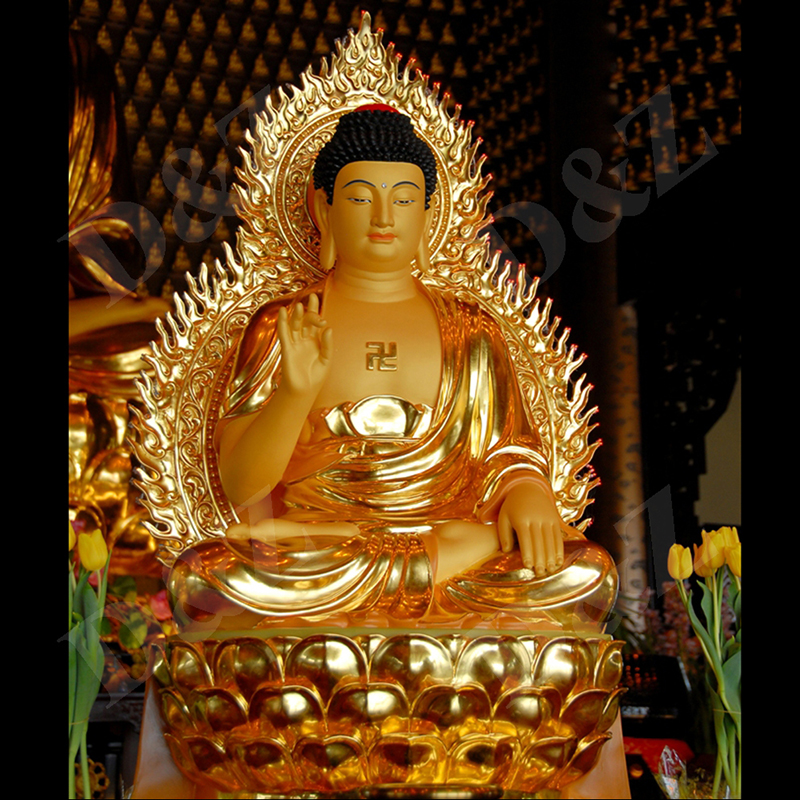 Gold plate bronze thailand buddha statue